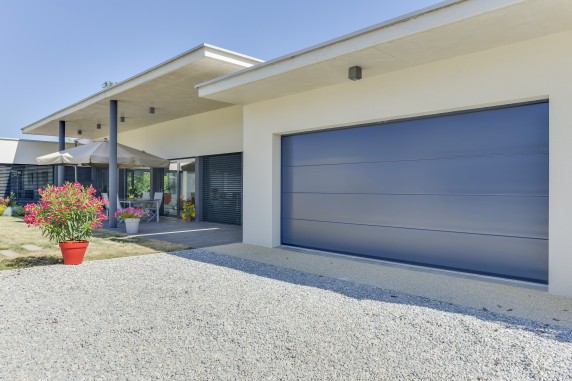 porte de garage CARSEC PRO-BLUE Nova