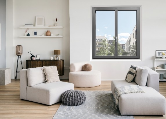 The,Bright,Living,Room,With,Minimalist,Furniture,,Abstract,Art,And
